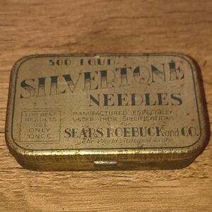 Vintage Silvertone Phonograph 125 Needles + Original Tin  Sears Roebuck & Co.
